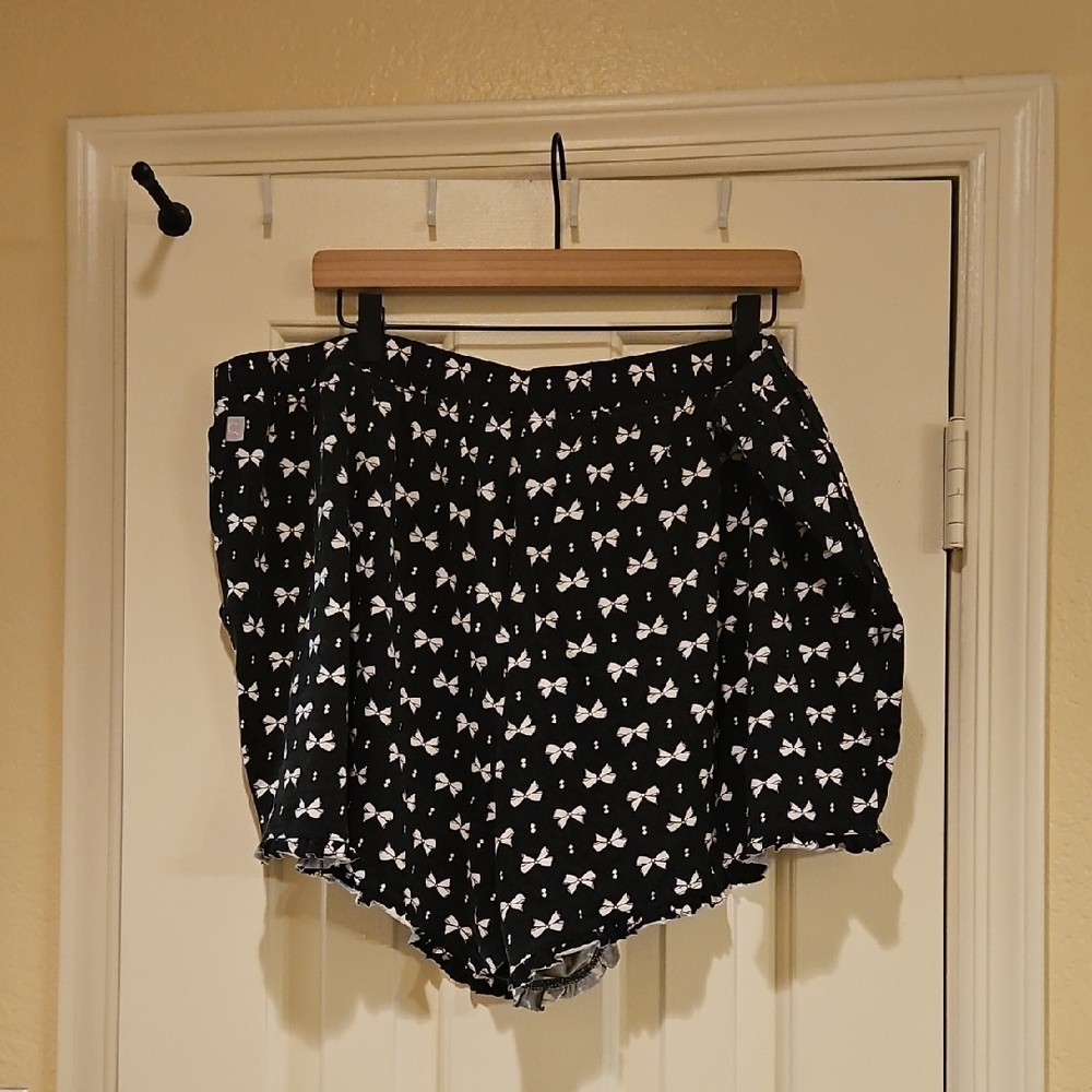 Cacique Black and White Bow Print Pajama Shorts - Picture 7 of 7